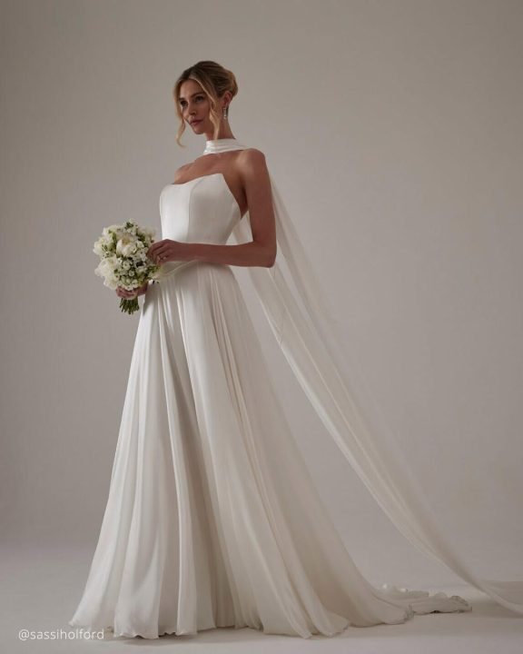 ΑΠΛΑ ΝΥΦΙΚΑ