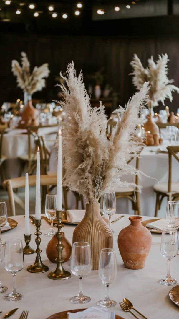 BOHO ΔΙΑΚΟΣΜΗ ΤΡΑΠΕΖΙΩΝ ΓΑΜΟΥ ΧΡΗΣΙΜΟΠΟΙΗΣΕ ΦΥΣΙΚΑ ΛΟΥΛΟΥΔΙΑ BOHO ΔΙΑΚΟΣΜΗ ΤΡΑΠΕΖΙΩΝ ΓΑΜΟΥ