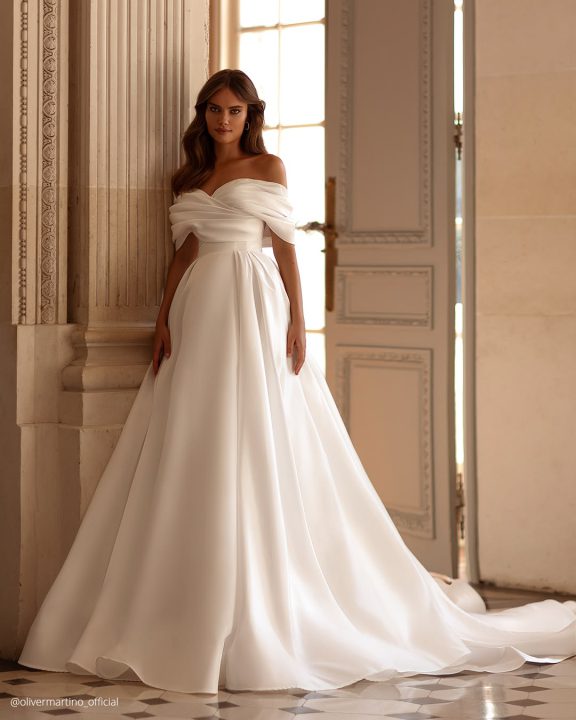 ΑΠΛΑ ΝΥΦΙΚΑ